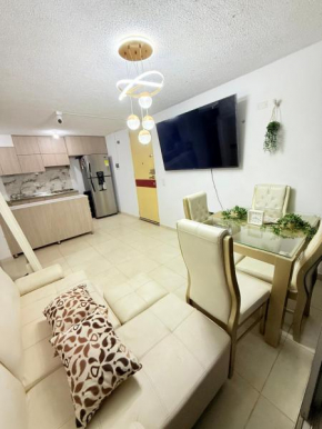 Habitación para 1 persona a 5 minutos del aeropuerto y estadio